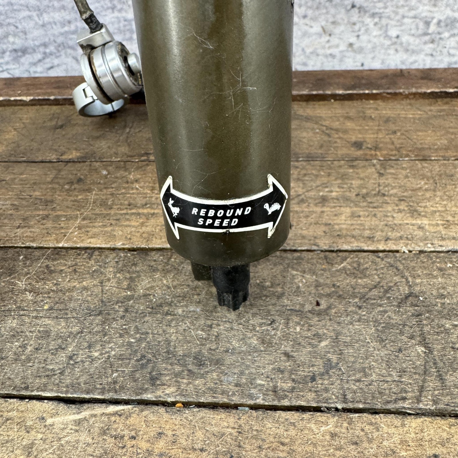 Vintage RockShox Psylo U-Turn Suspension Fork 26 1 1/8 Threadless V-Brake Green