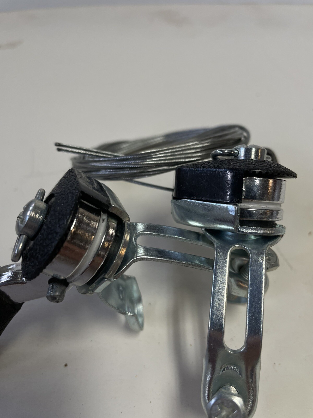 Suntour Thumb HandleBar Shifters NOS