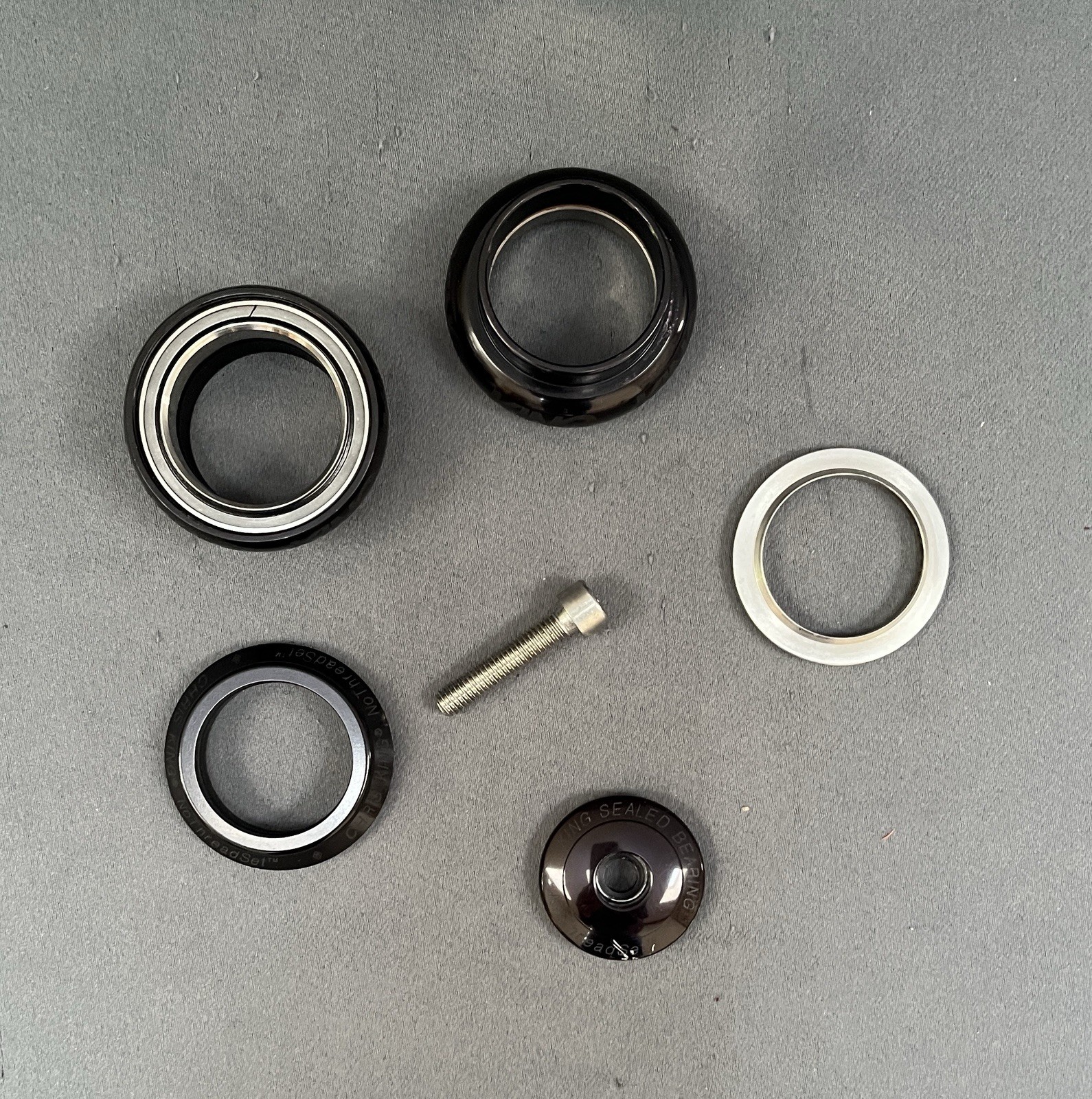 Chris King NoThreadSet 1-1/8″ Threadless Headset Black Sotto Voce Complete
