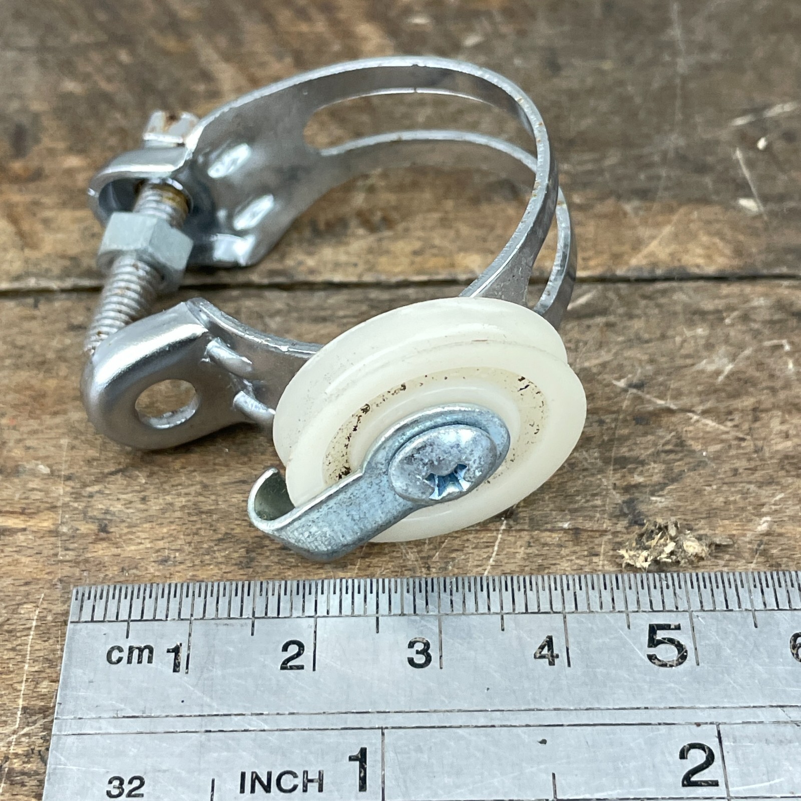Vintage Suntour Downtube Cable Guide Pulley Clamp On 28.6 mm Road Bike C5
