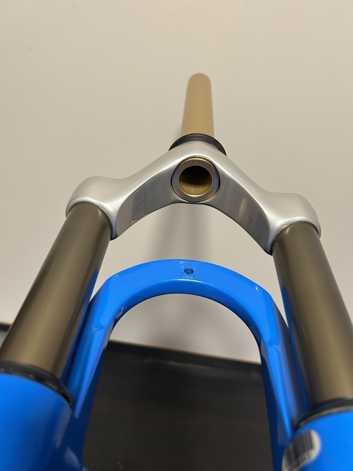Rock Shox SID XC Dual Air/26″ 1 1/8 Threadless 63mm Travel DSC/V-Br QR 9mm Blue