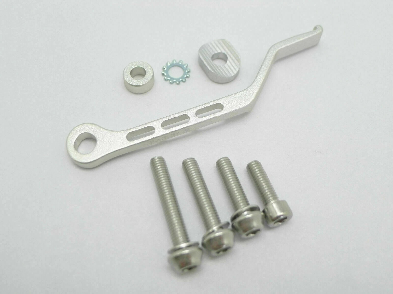 Lightweight Alloy CNC Finished Chain Drop Catcher — Silver