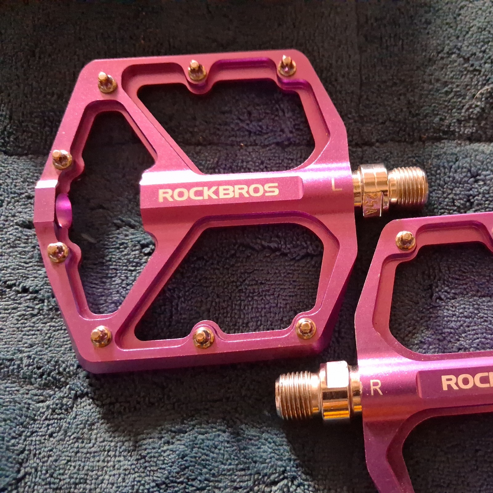 ROCKBROS MTB Bike Pedals 9/16» 3 Sealed Bearings Non-slip Flat/Platform Pedals