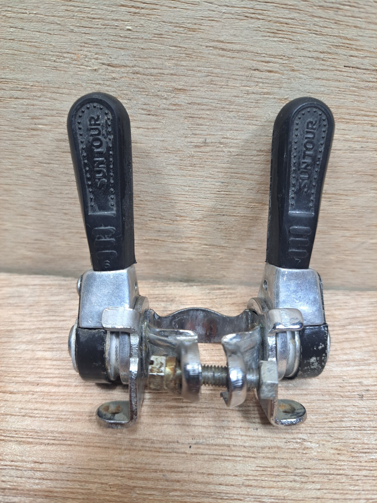 Suntour Mighty Ratchet Road Bike Down tube Shifters 28.6 mm Clamp