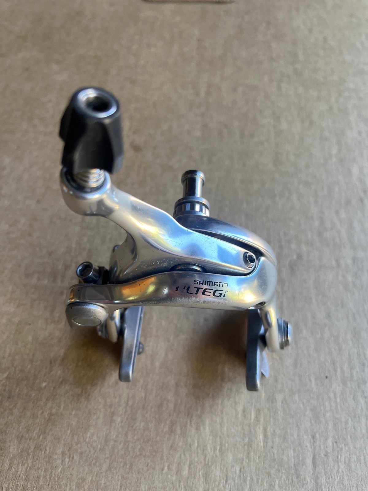 Shimano Ultegra BR-6600 Center-Mount Caliper Rim Brake Set