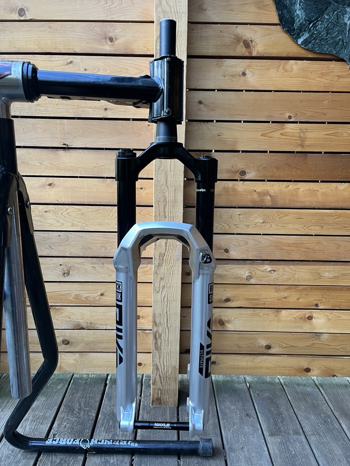RockShox Pike Ultimate 27.5in 140mm Charger 3 Tapered Suspension Fork