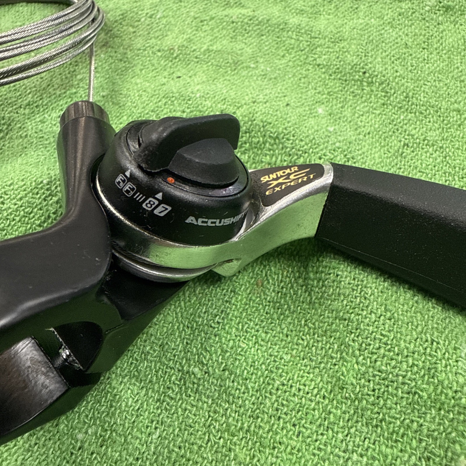 NOS Suntour XC Expert Accushift Plus 7/8 Soeed Thumb Shifter
