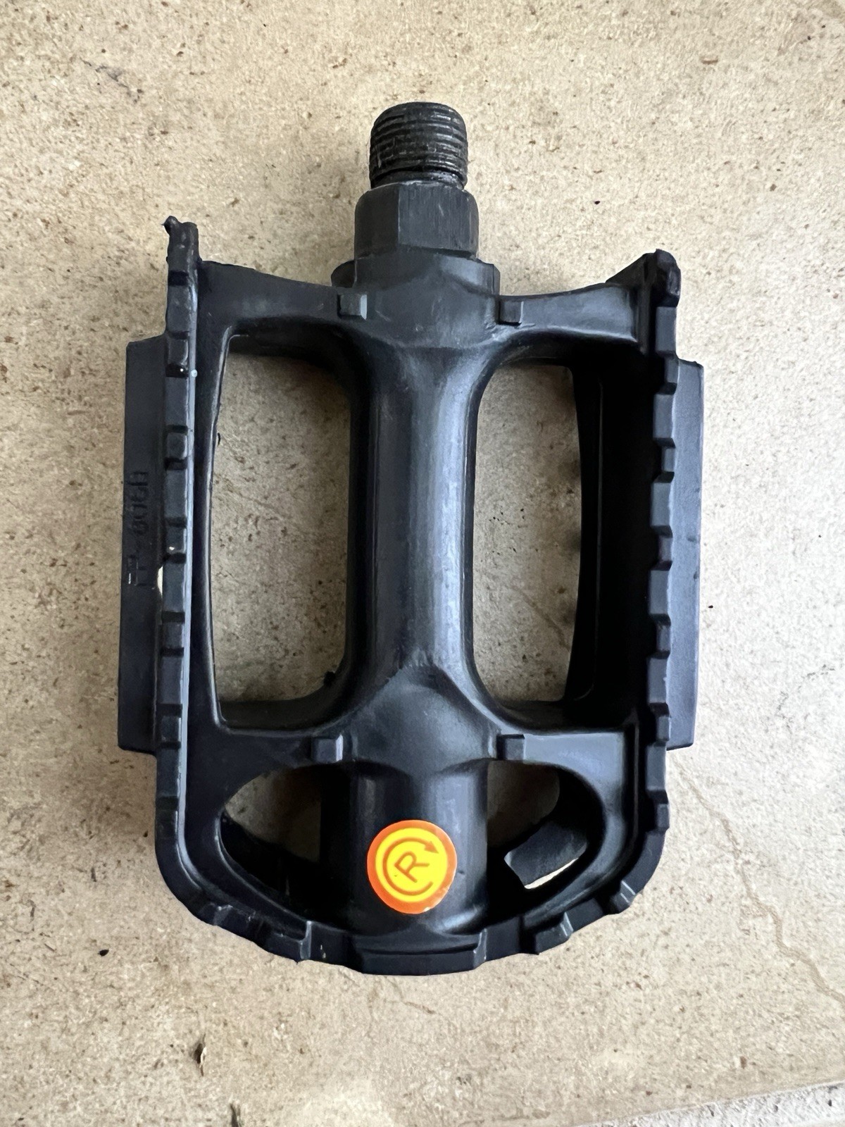 Wellgo Cage Open Platform/flat Right Pedal Plastic Steel Axle MTB 9/16” New
