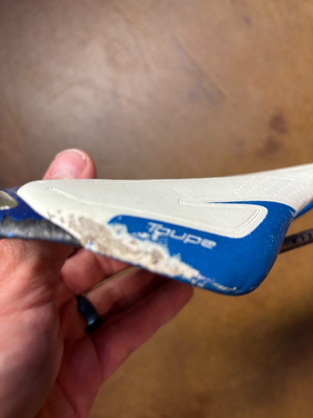 Specialized Toupe 143mm Ti rails saddle