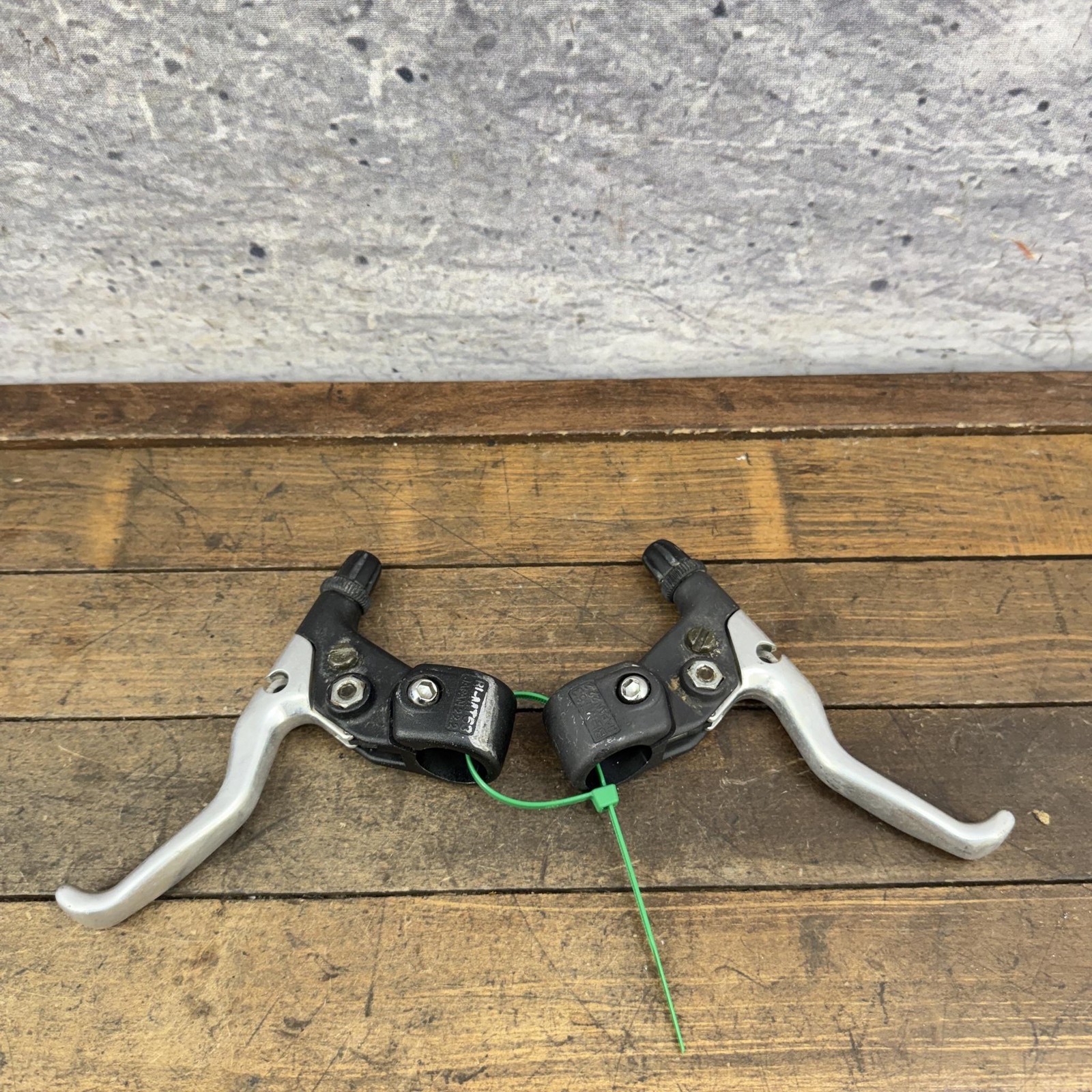 Vintage Shimano Deore XT BL-MT63 Brake Lever Set MTB Mountain 80s 90s Vintage