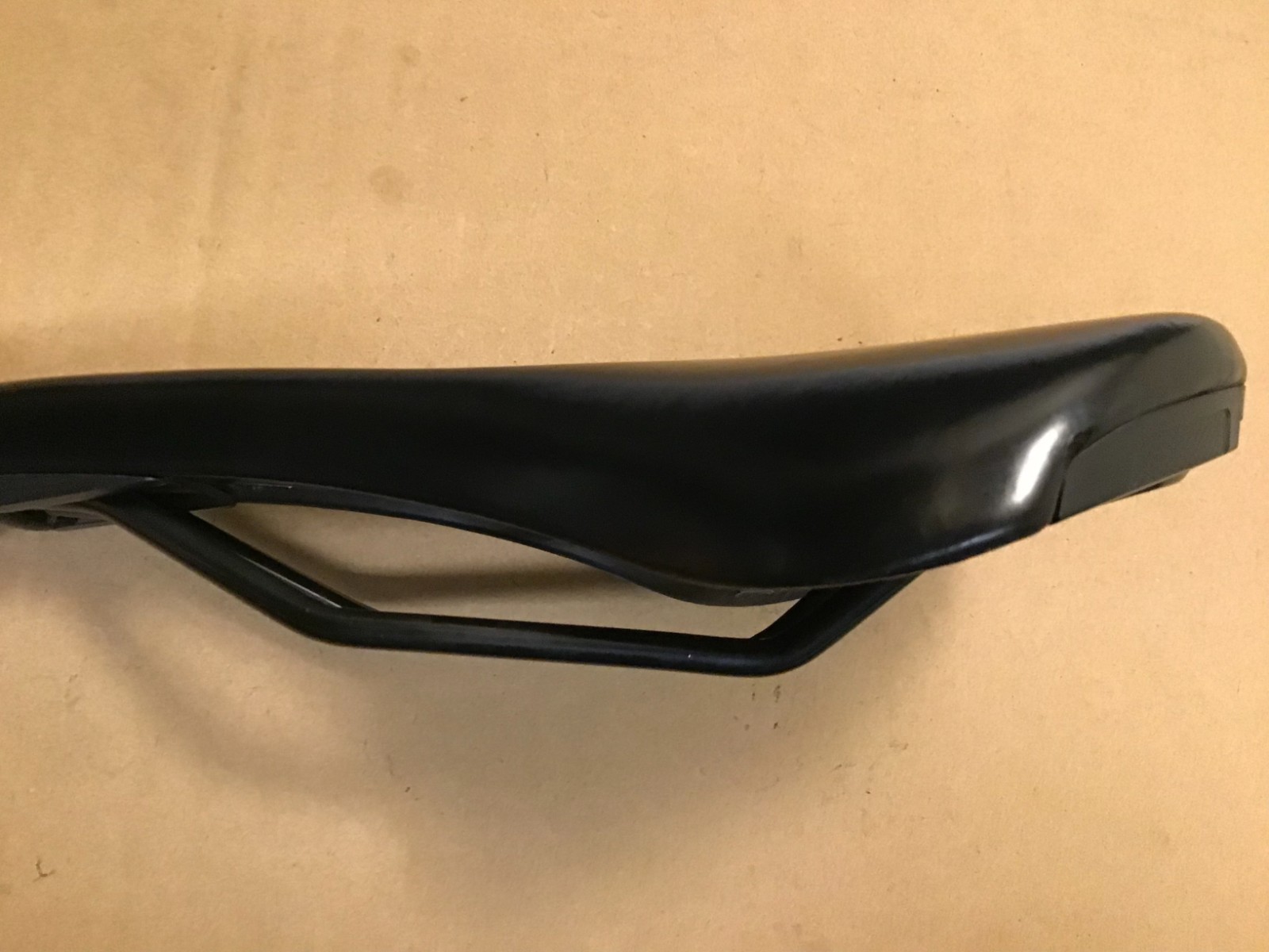 Specialized Myth Women’s Mountain Bike Saddle 155mm Black