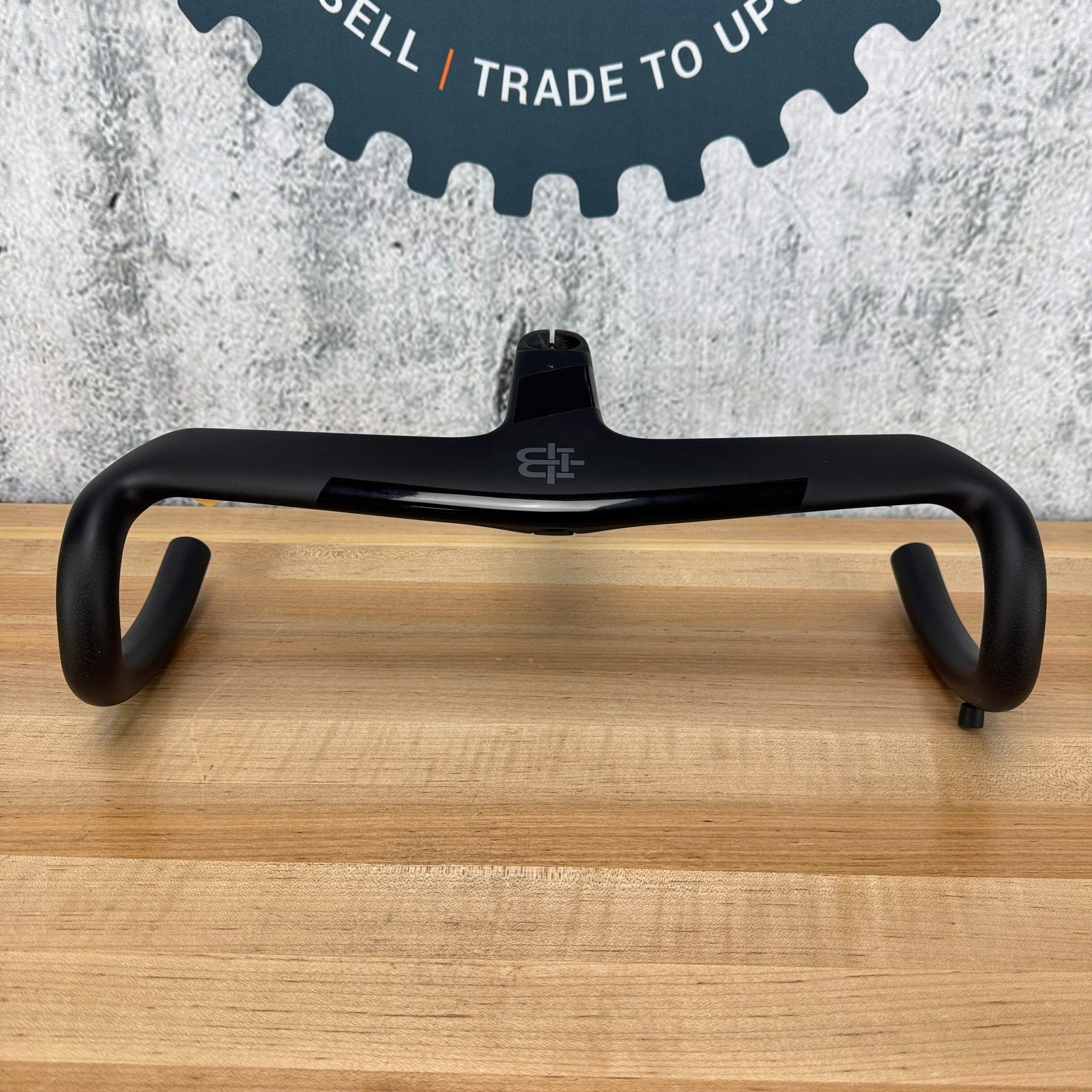 New! Black Inc AB02 Aero Carbon 38cm x 100mm -6 Degree Carbon Integrated Handleb