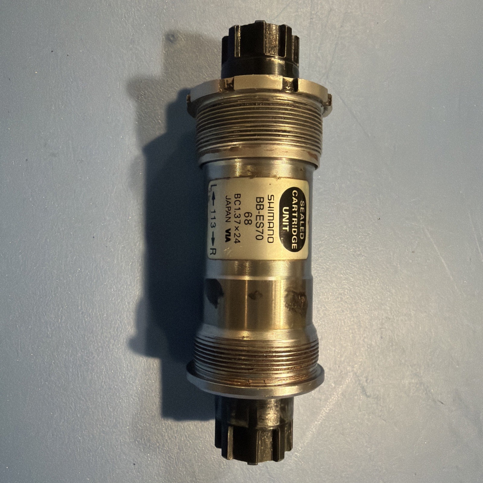 Shimano BB-ES70 Bottom Bracket Octalink V2 68 x 113mm English Thread Smooth