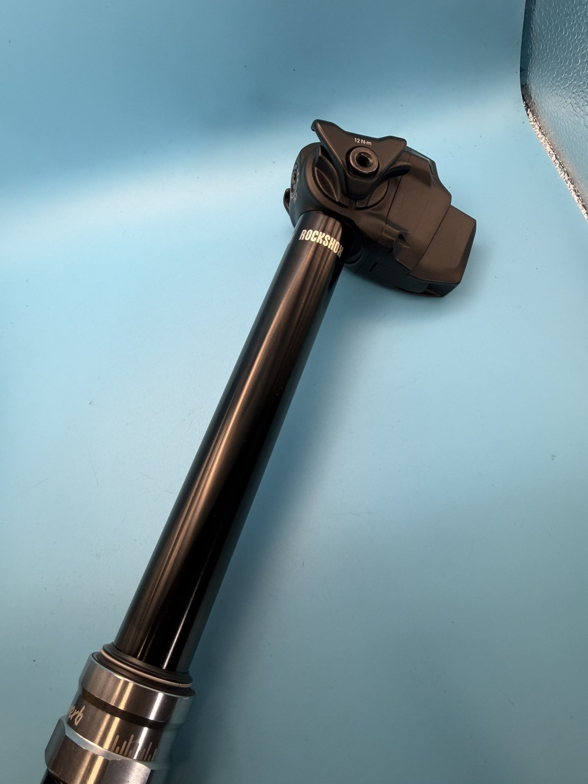 RockShox Reverb AXS Dropper Seatpost 30.9mm 170mm Travel 480mm with battery