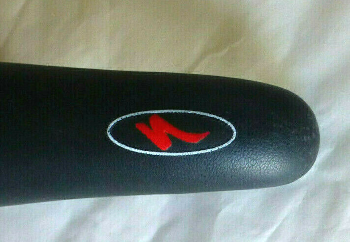 Specialized Body Geometry bicycle Saddle Seat 140mm, 275mm long, 394g / 13.9 oz.