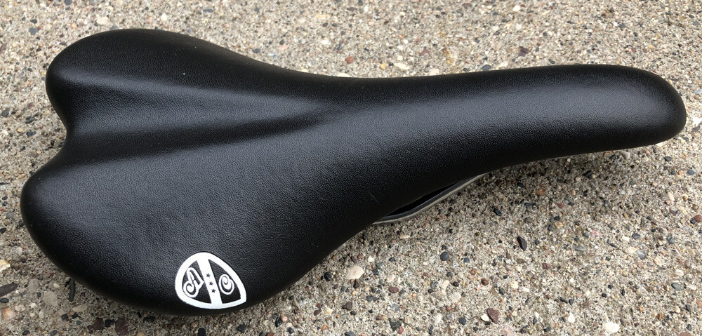 All-City Gonzo Bicycle Seat Saddle L 27cm W 14.5cm Black FREE FAST SHIPPING
