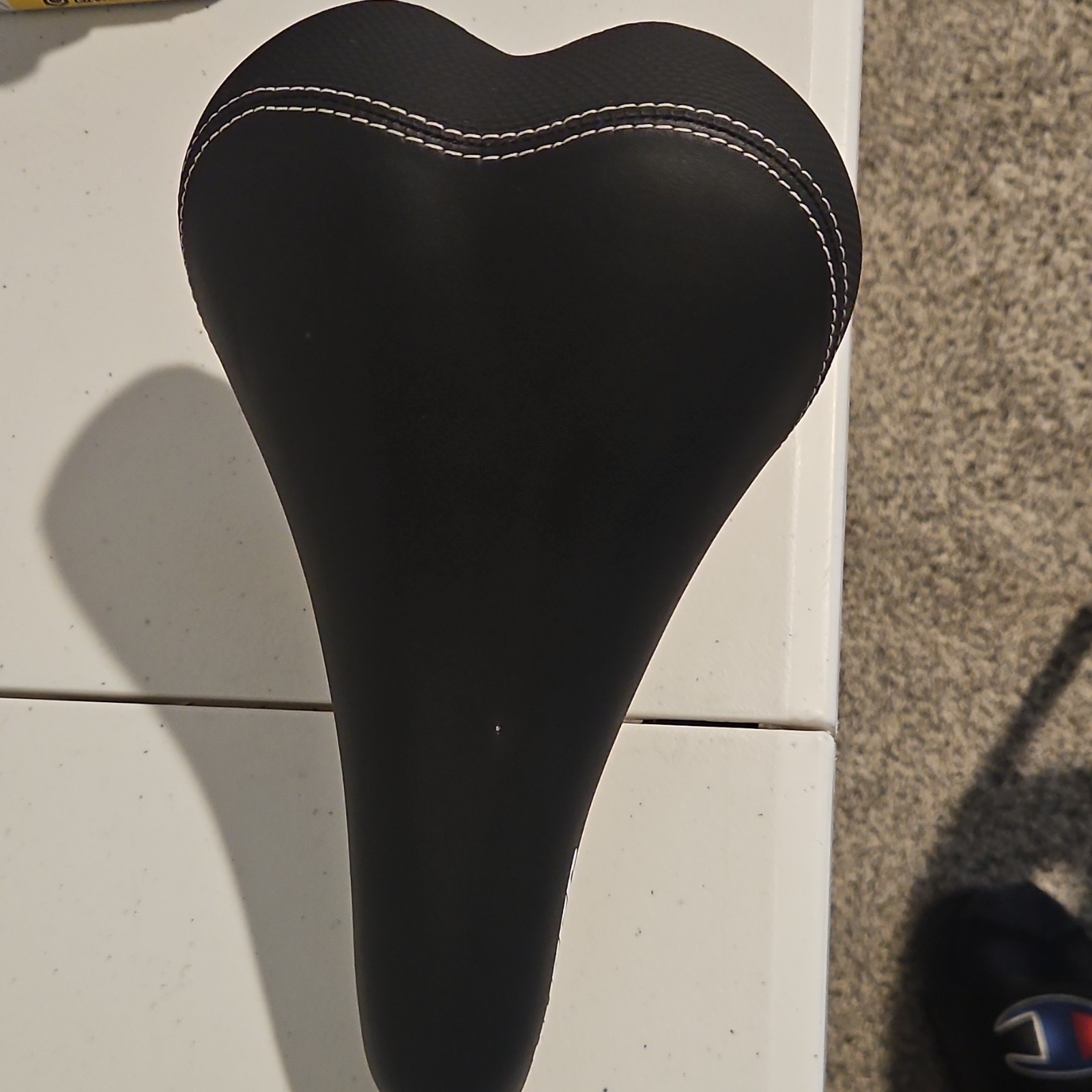 Hyper Black Racing Bicycle Saddle White Stitching Universal Synthetic Foam