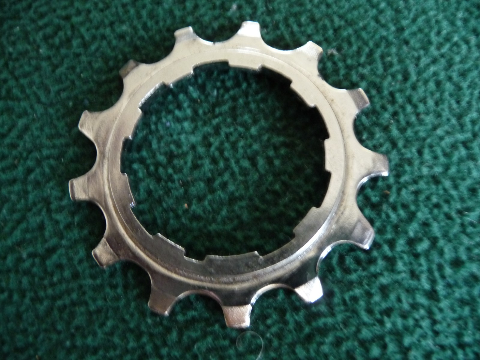 Shimano XT HG90 13-30 7spd cassette sprocket