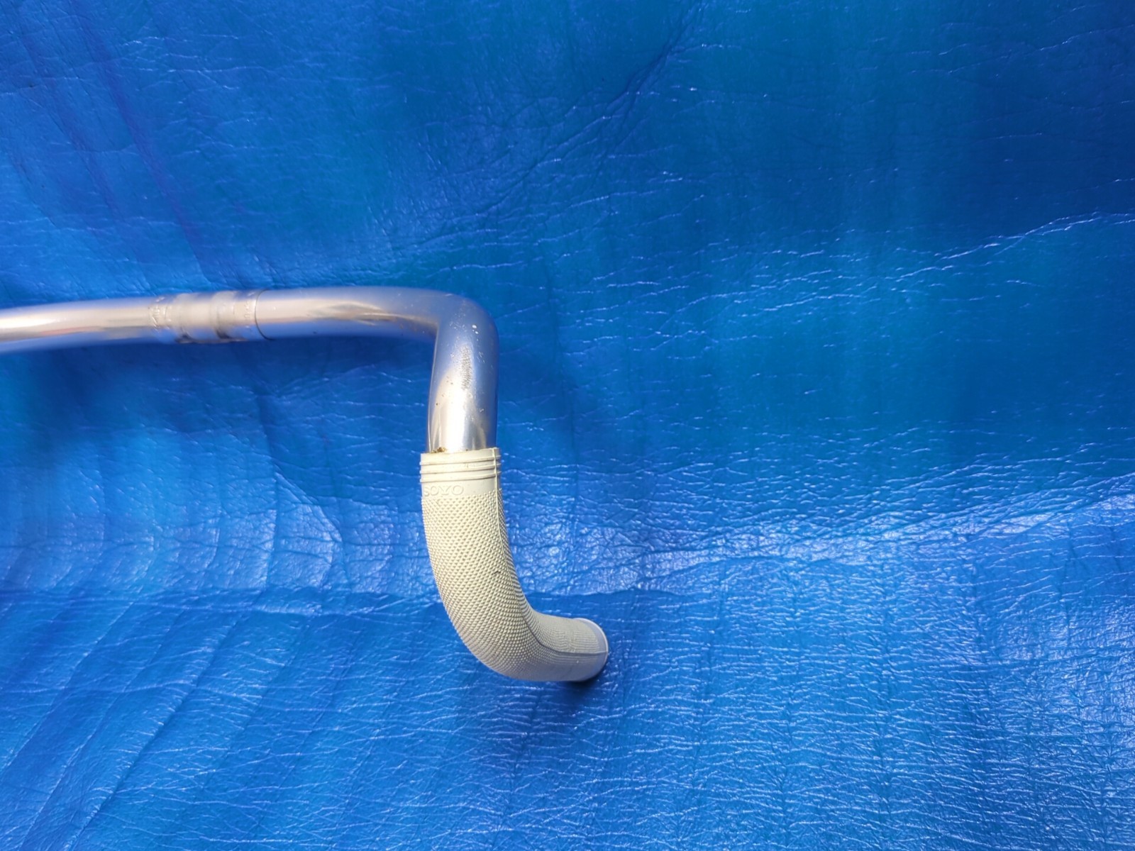 Nitto B125 Aluminium 360mm NJS Keirin Handlebar + Soyo Grips