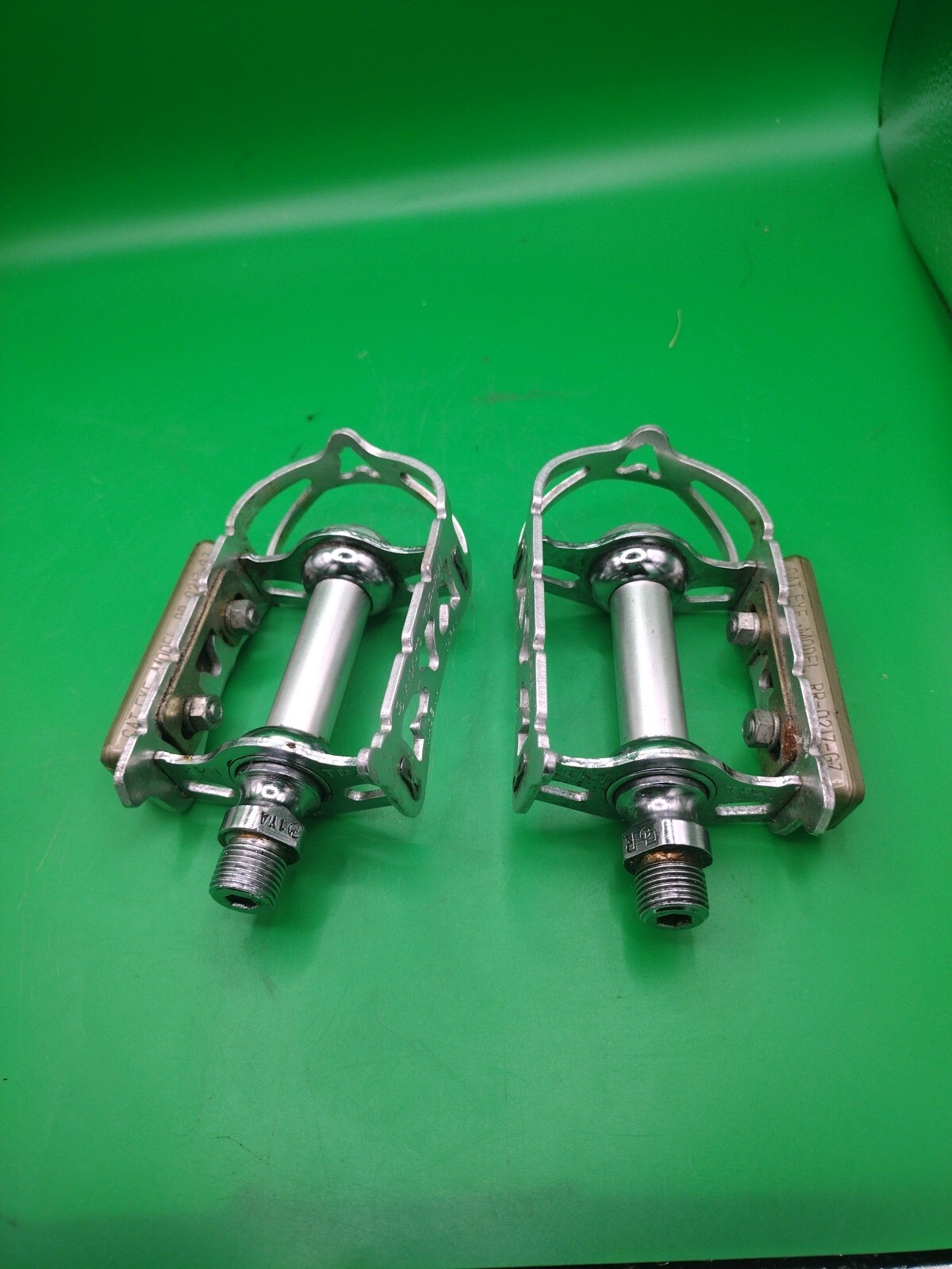 Bicycle Pedals Cat Eye Model RR-0217 G-7 Kyokuto Top-Run Japan