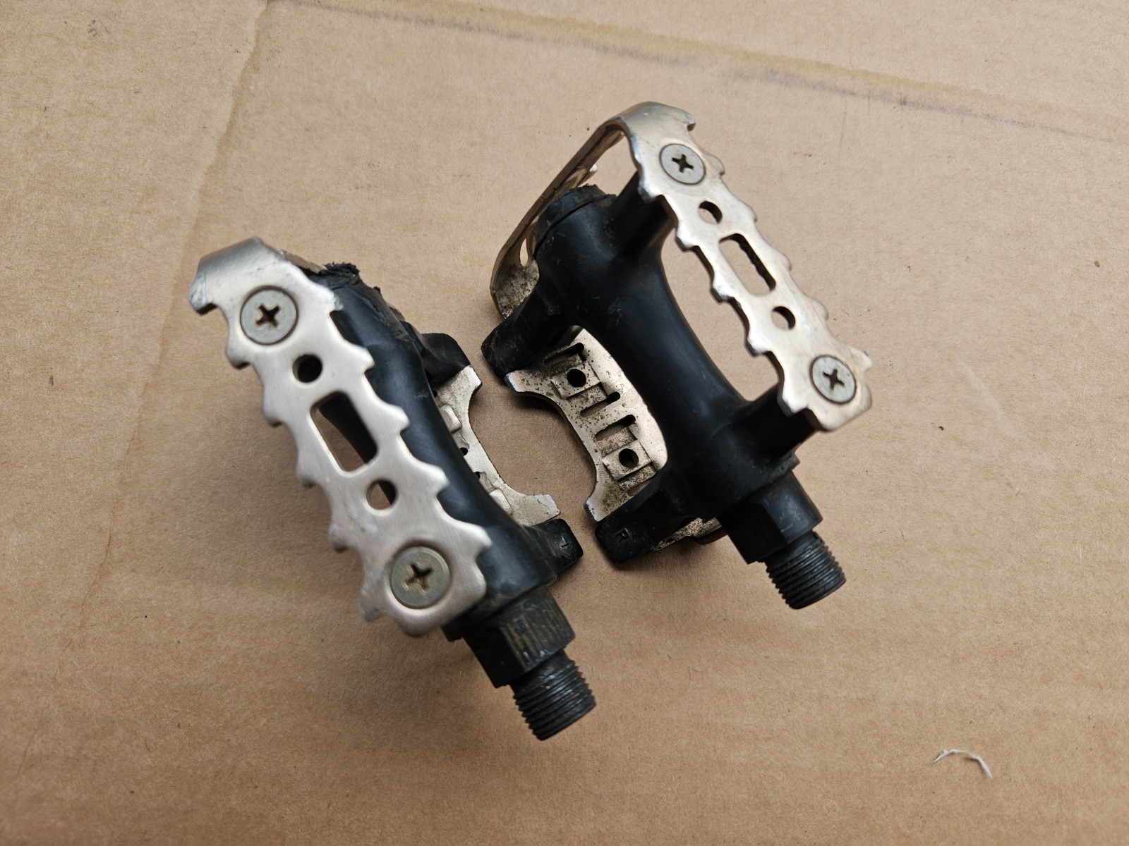 Vintage 90s Tioga Surefoot 31 Mountain Bike Platform Pedals 9/16″