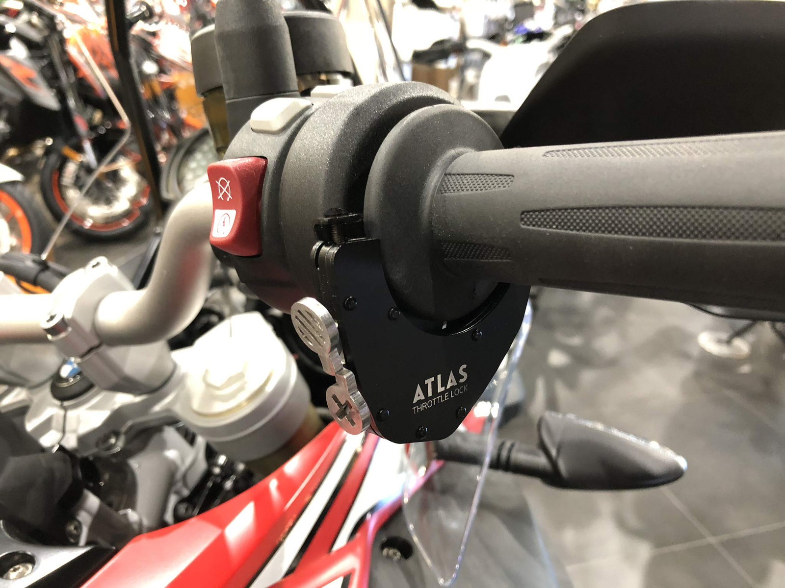 Atlas Throttle Lock – A Motorcycle Cruise Control Throttle Assist Bottom Kit