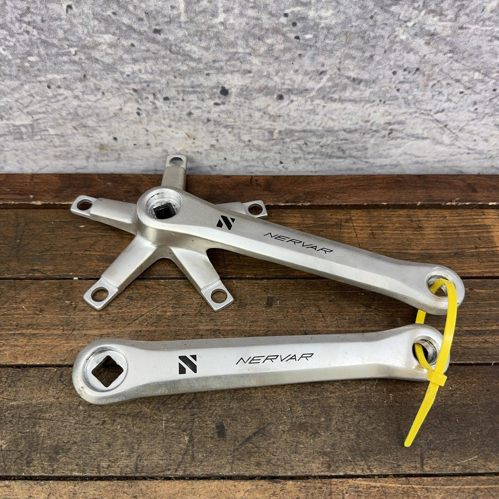 Vintage Nervar Crank Set 170 Mm 122 BCD NOS 9/16 Square Taper France Bike 80s