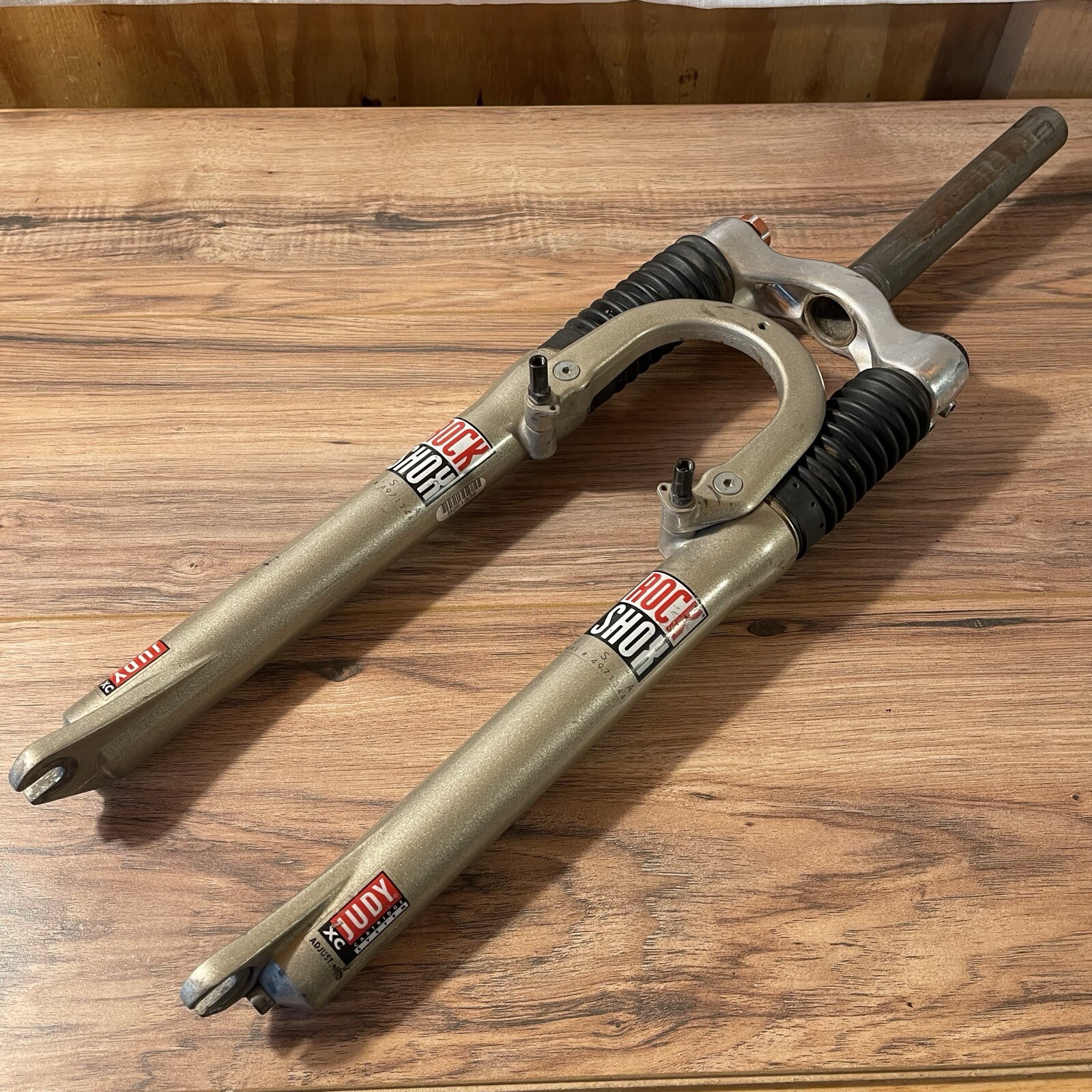Rock Shox Judy XC  1 1/8 Threadless Suspension Fork 26 63mm 182mm