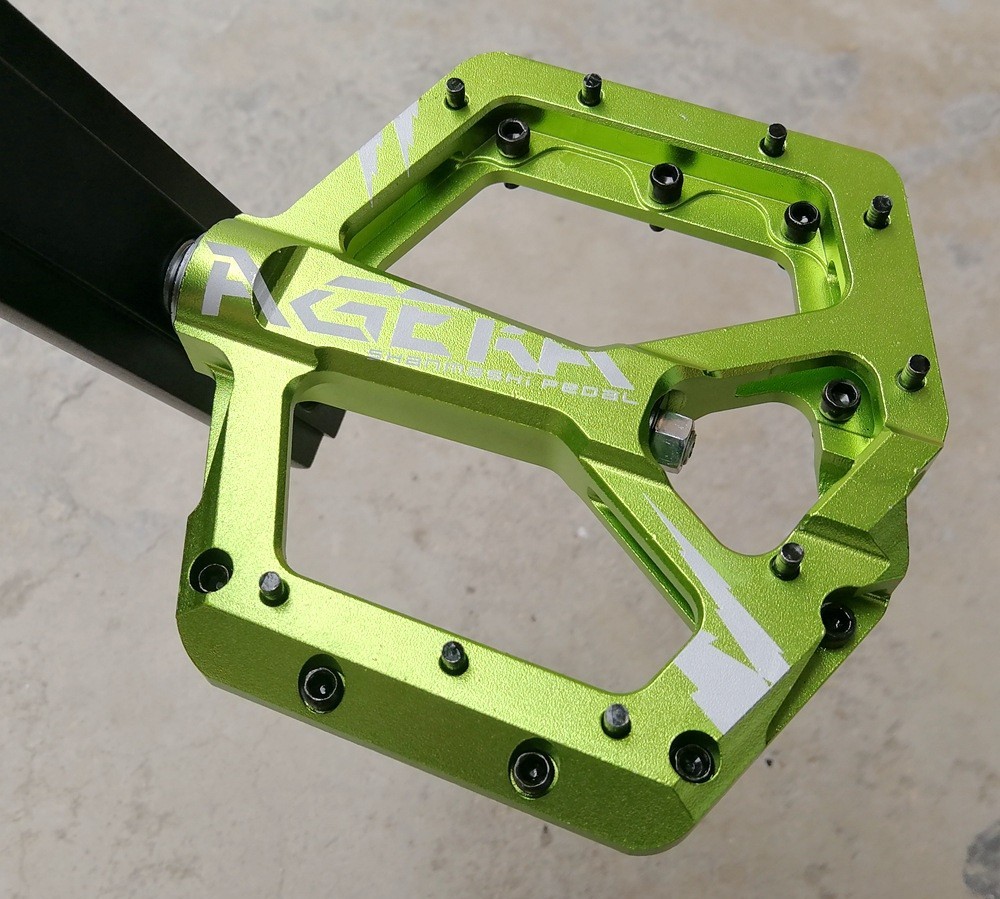 AGERA CNC Aluminum Road MTB Mountain Bike AM Bicycle Pedal Flat Pedals Bearings
