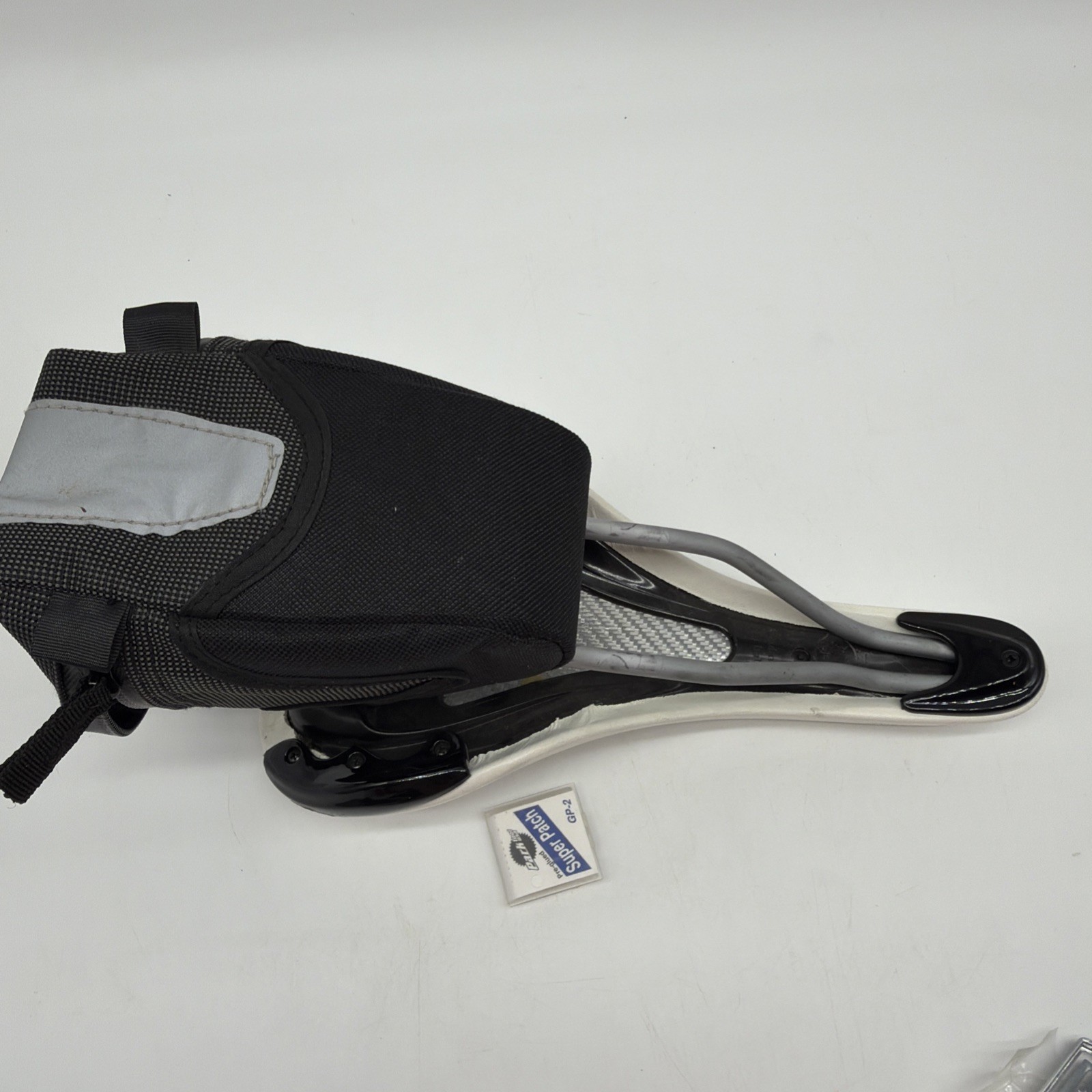 Used Fizik Twin Flex Aliante 8 Seat With Bag Used