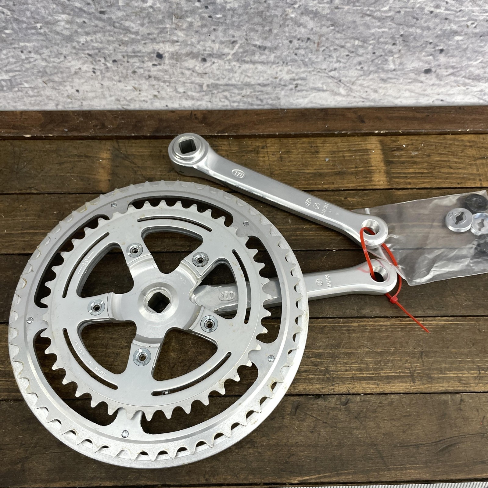 Vintage SR Apex Crank Set NOS 170 mm 86 BCD Alloy Double Chainring Bolt 1980s