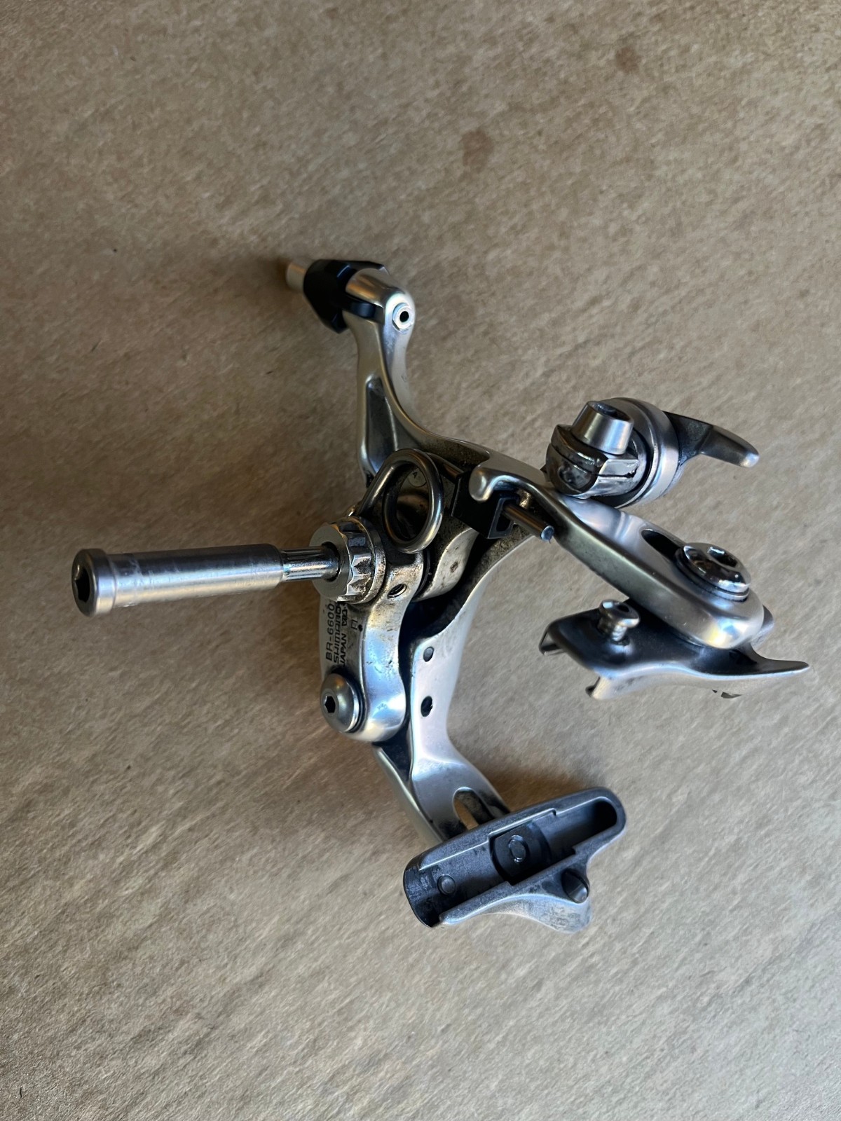 Shimano Ultegra BR-6600 Center-Mount Caliper Rim Brake Set