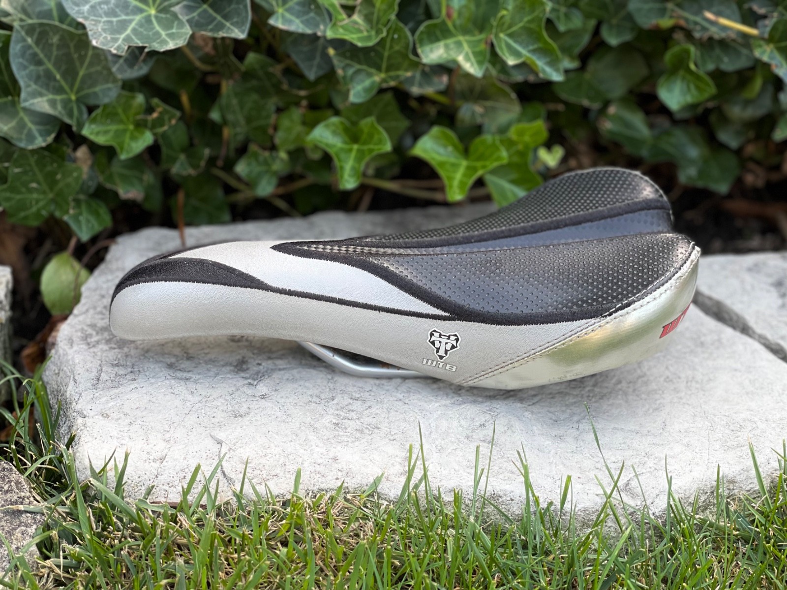 WTB Rocket V Embroidered Saddle Silver Gray Black – Mountain CX Bike