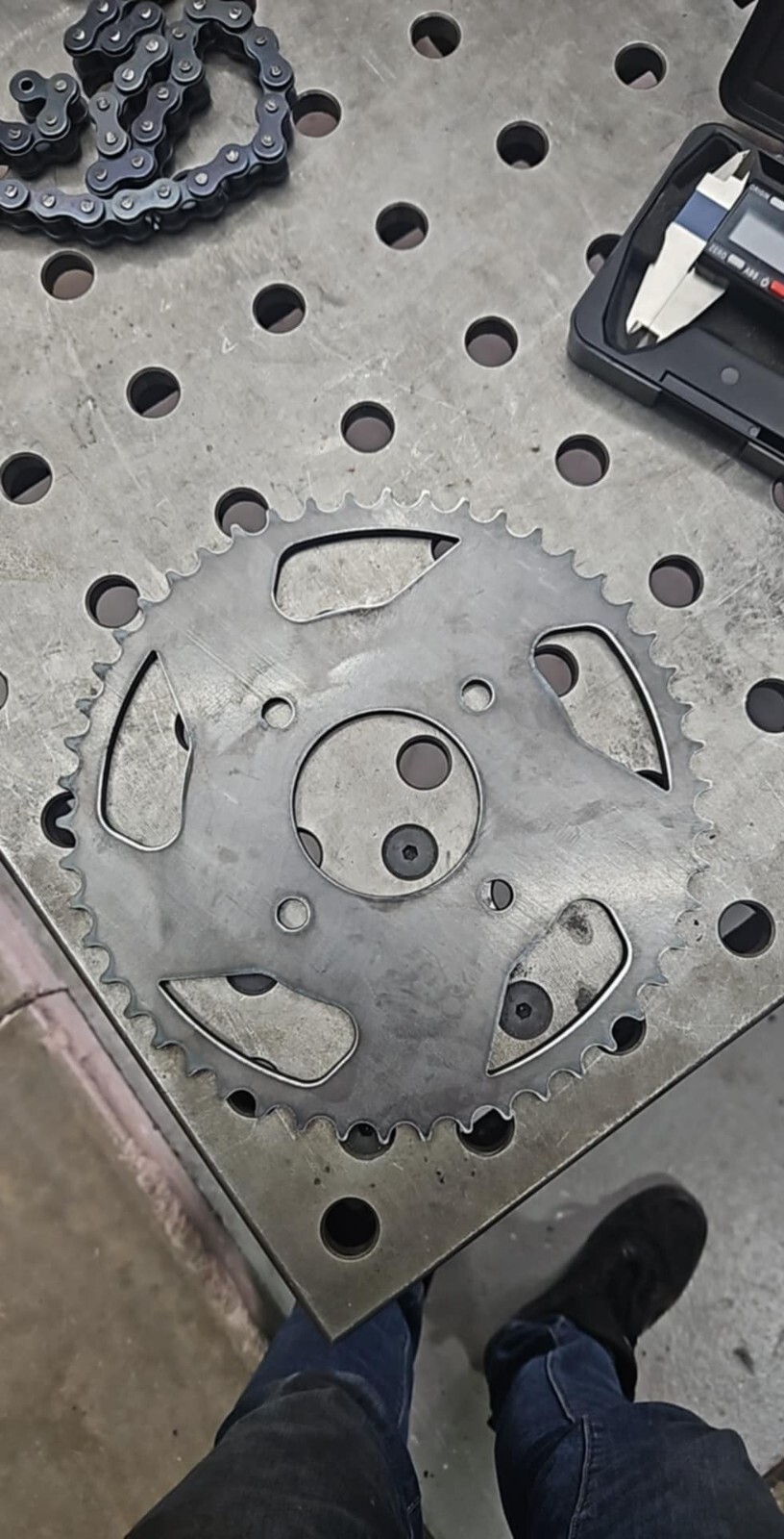 Any Tooth Sprocket Steel NEW #420 Chain GROM 14-21 Hole Design – Design may vary