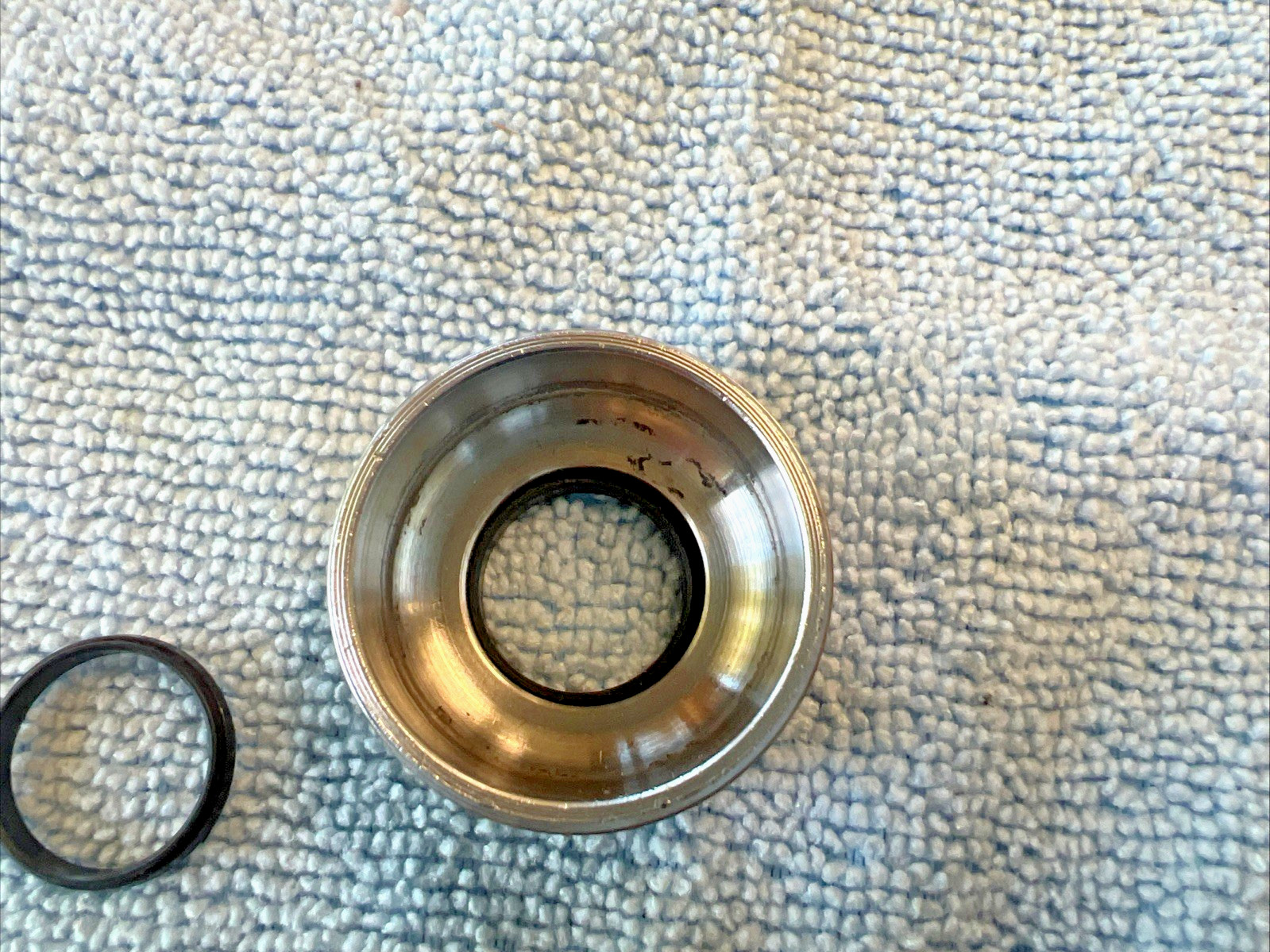 Shimano Deore XT BB-M730 Bottom Bracket – 68 x 122.5MM BSA English