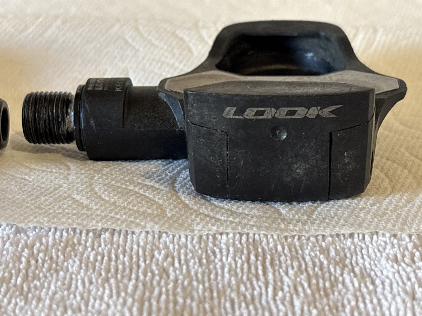 Look Keo Blade Carbon Clipless Pedals – Black – VG-EX