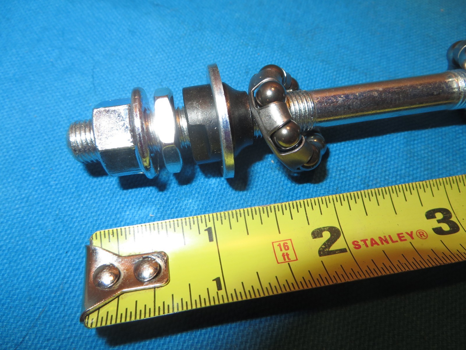 Bicycle Front 3/8″ x 5 1-/2″ Axle with 2 #13 Bearing Cones and Axle Nuts – New
