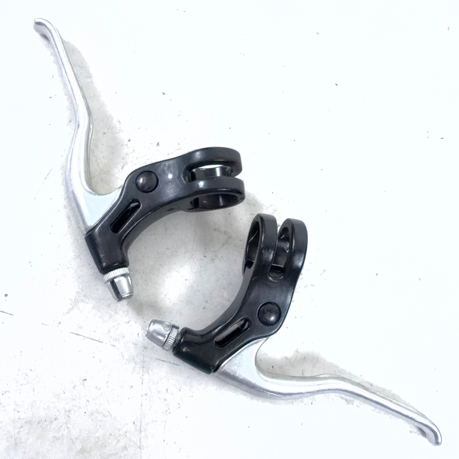 Kalloy Vintage Alloy Black/Silver 4-Finger Short Pull Brake Levers Ø22.2 Clamp