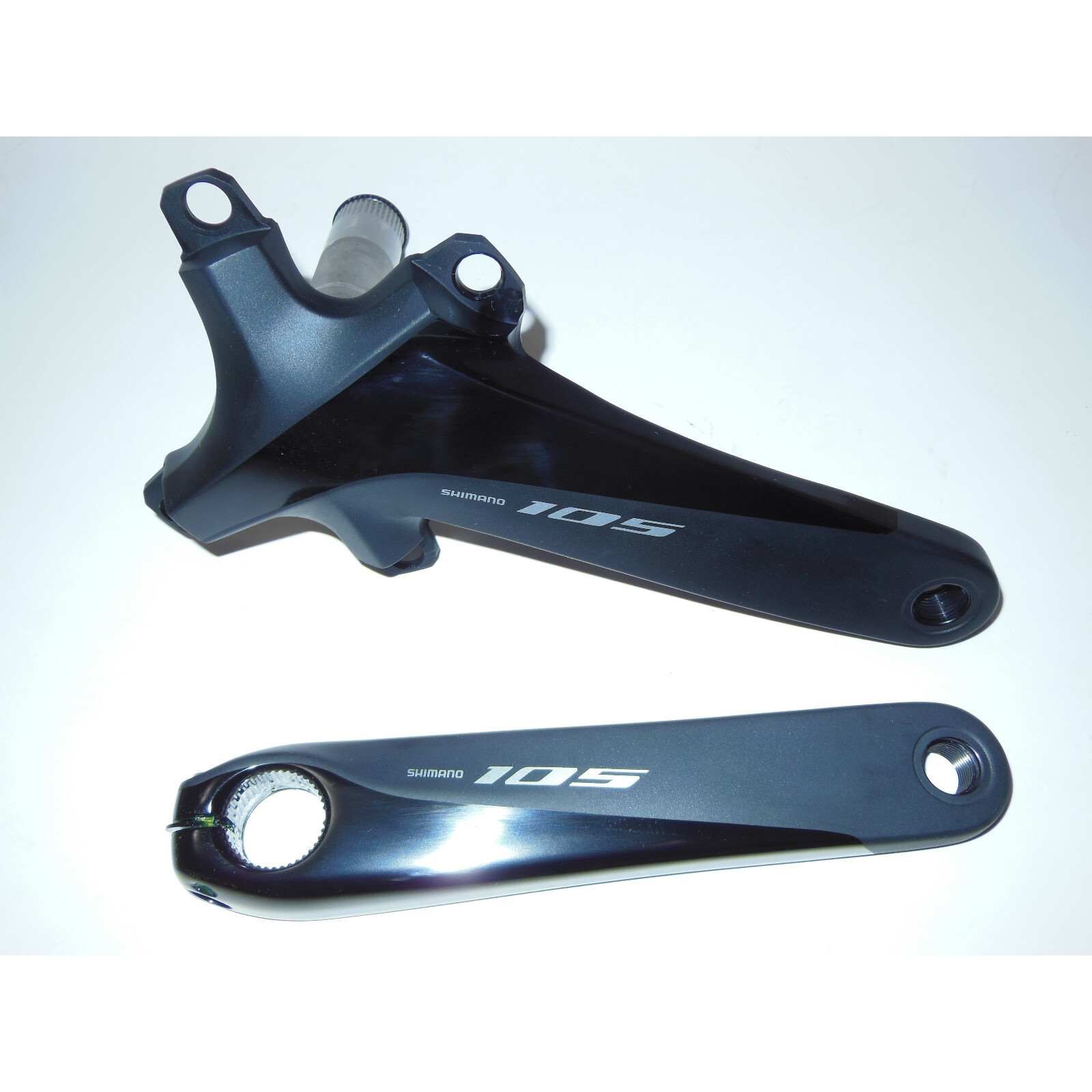 New* Shimano 105 FC-R7000 Double Crank Arm Set 4-Arm 110BCD 175mm Hollowtech II