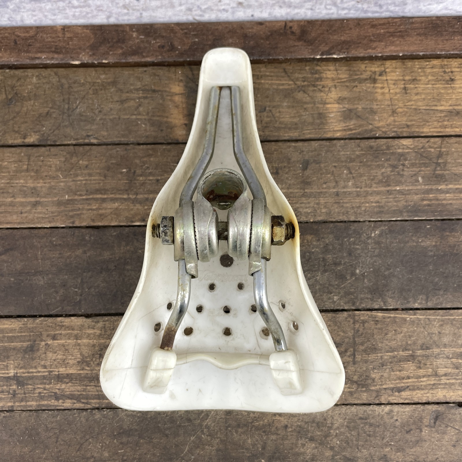 Vintage Viscount BMX Mini Aero Bicycle Saddle Seat White Pit Bike H292 1980s