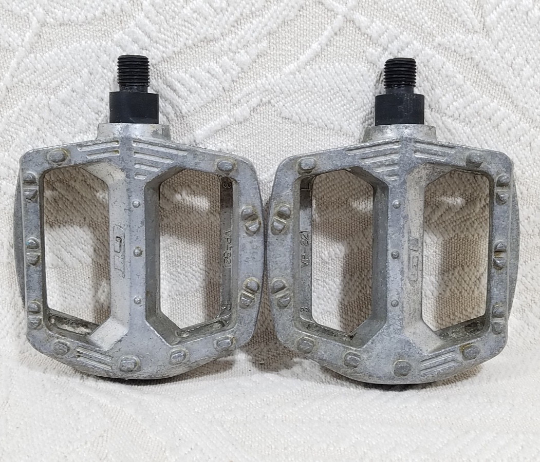GT BMX VP-821 PEDAL MID OLD SCHOOL 1/2in. STAMPED 1990’s VTG RACING FREESTYLE