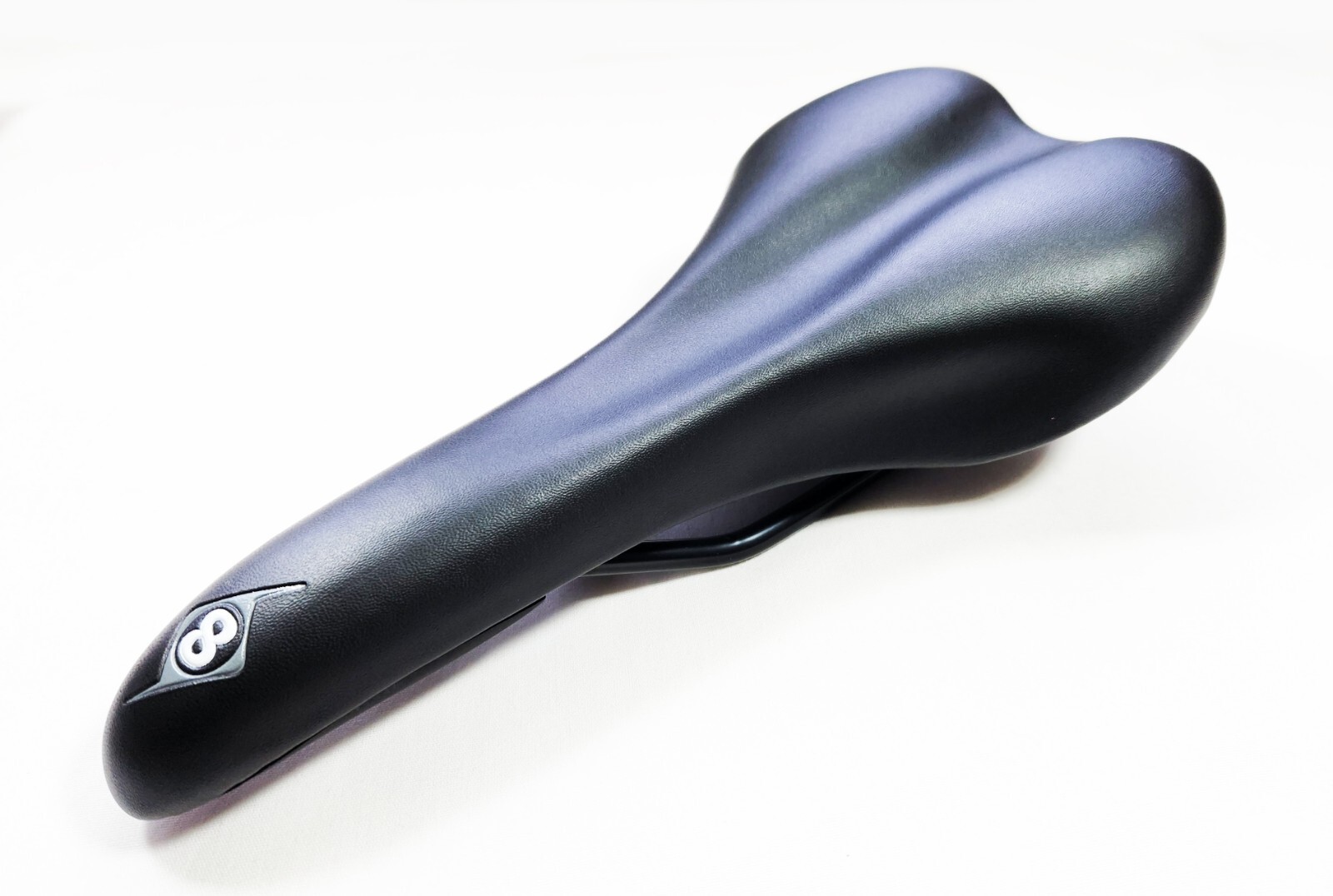 Origin8 Pro Uno Saddle Gel Foam 10.75 inch x 5 inch Black