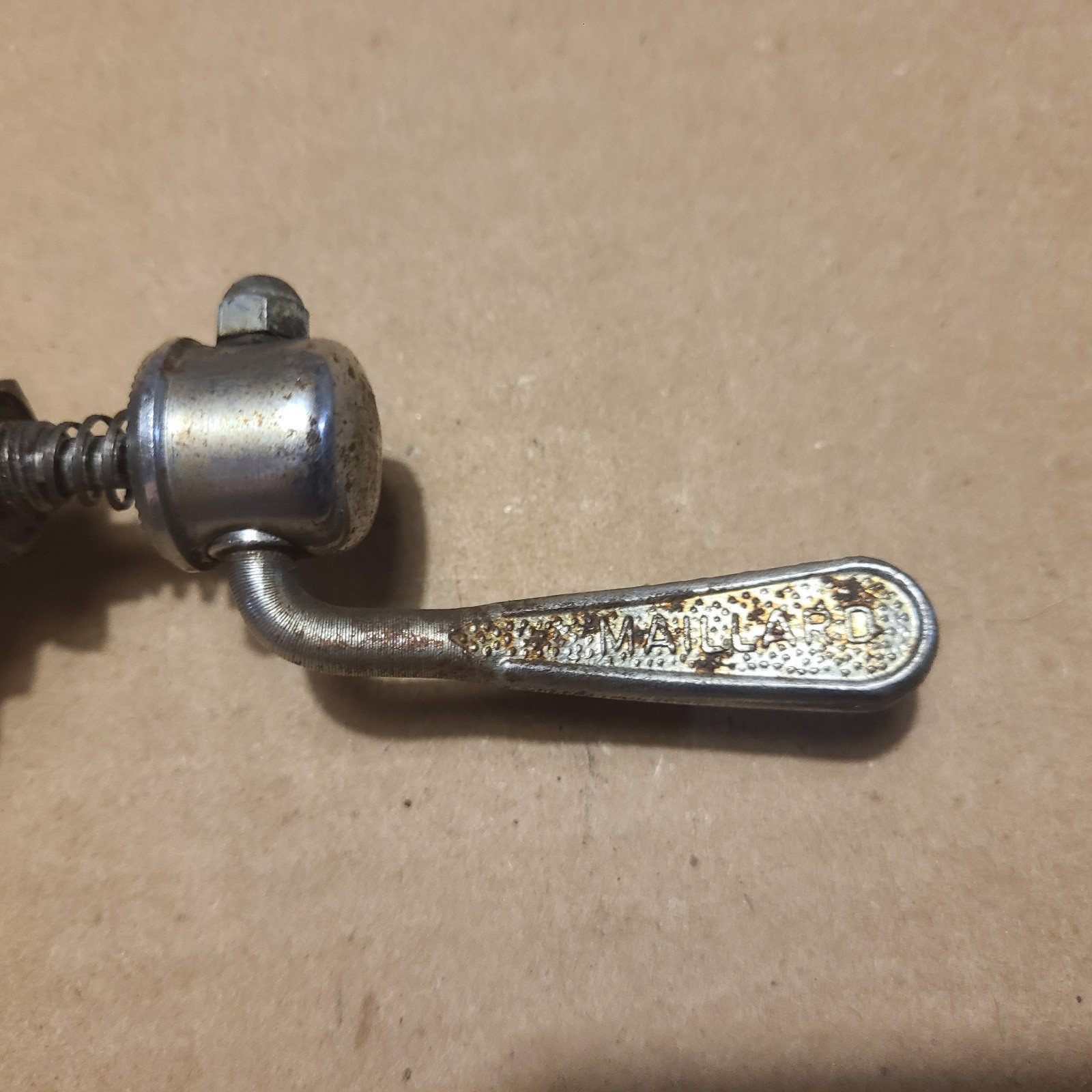 Vintage 1983 Maillard Front Road Bike Hub 36H Low Flange, OEM Chrome QR Skewer