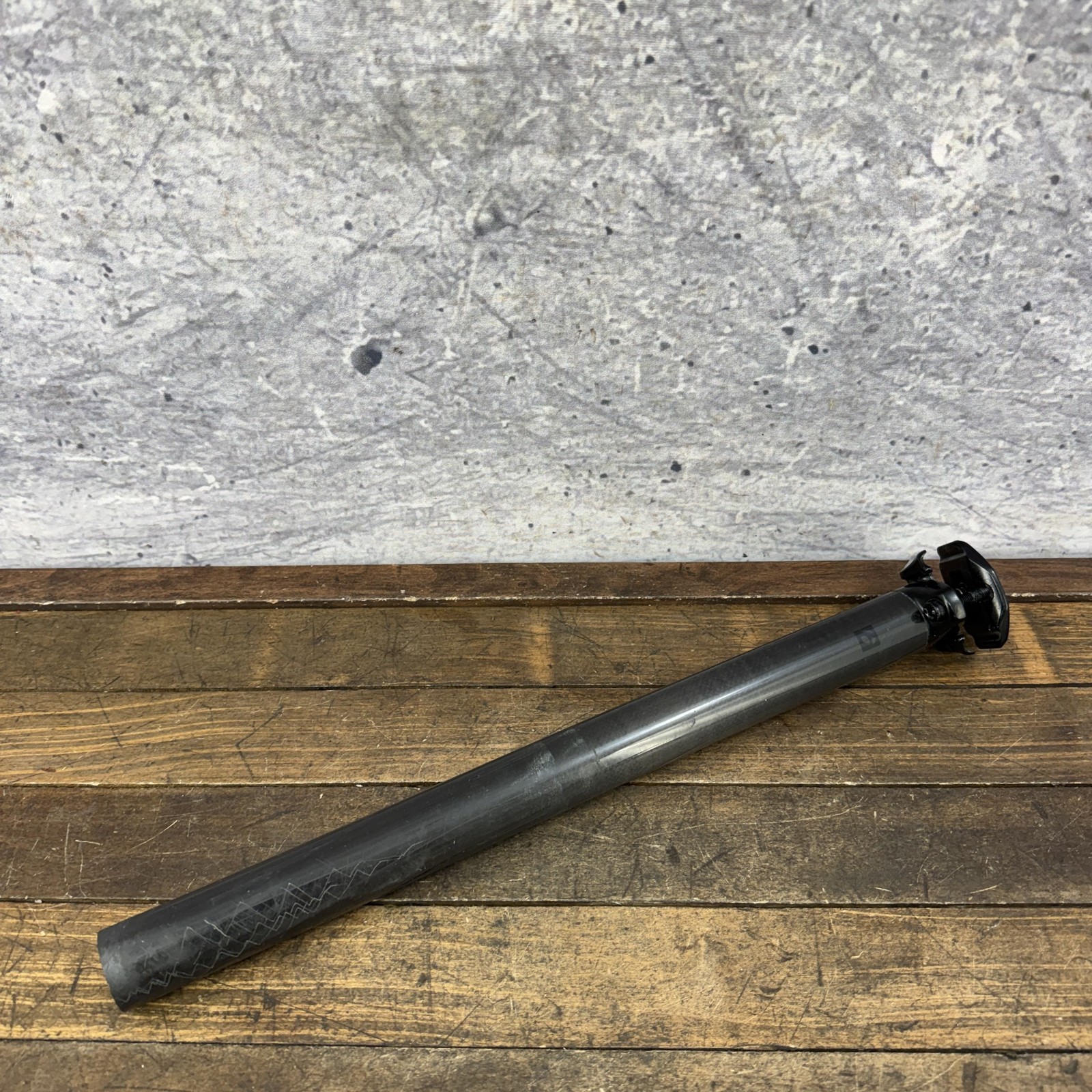 Bontrager PRO Carbon Seatpost 31.6mm X 400mm Black Alloy Head Plain 270g