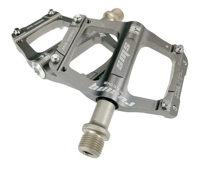 Road Bike Mountain XC Bicycle Pedal 3 Bearing Flat Pedals Light Aluminum