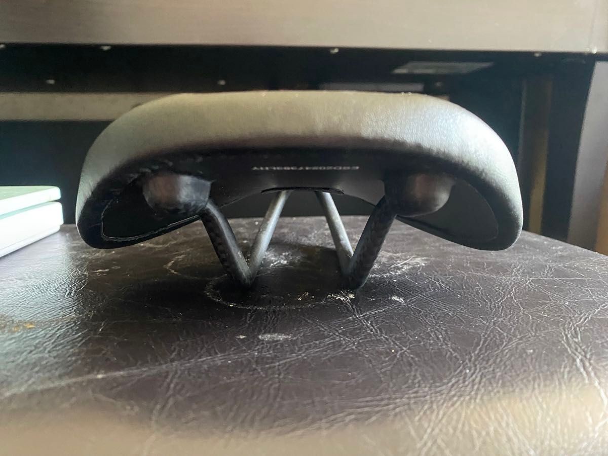 ELITA ONE Bicycle Saddle Lightweight 125g Road MTB Cross Bike Used