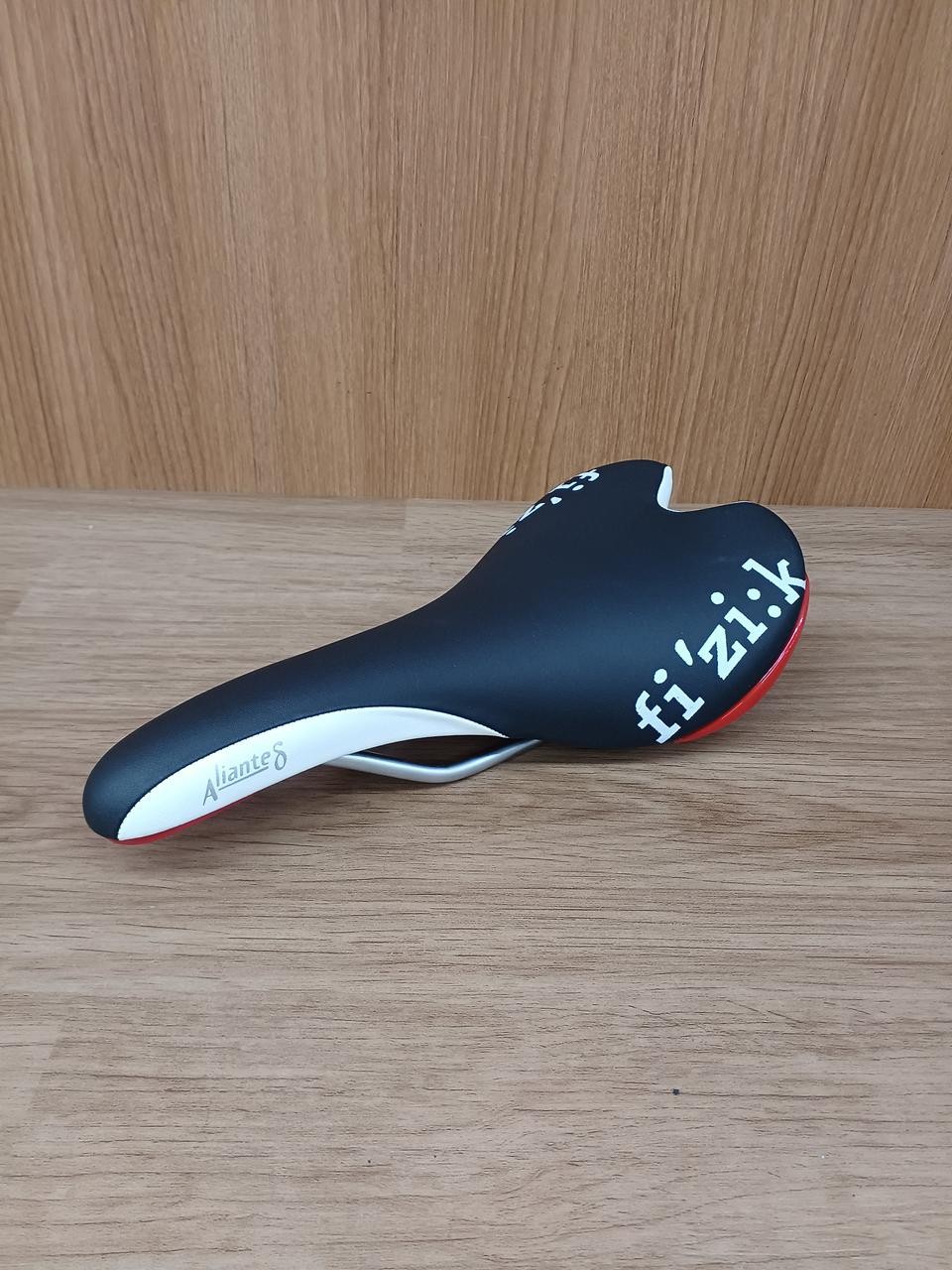 Fizik Aliante S Saddle