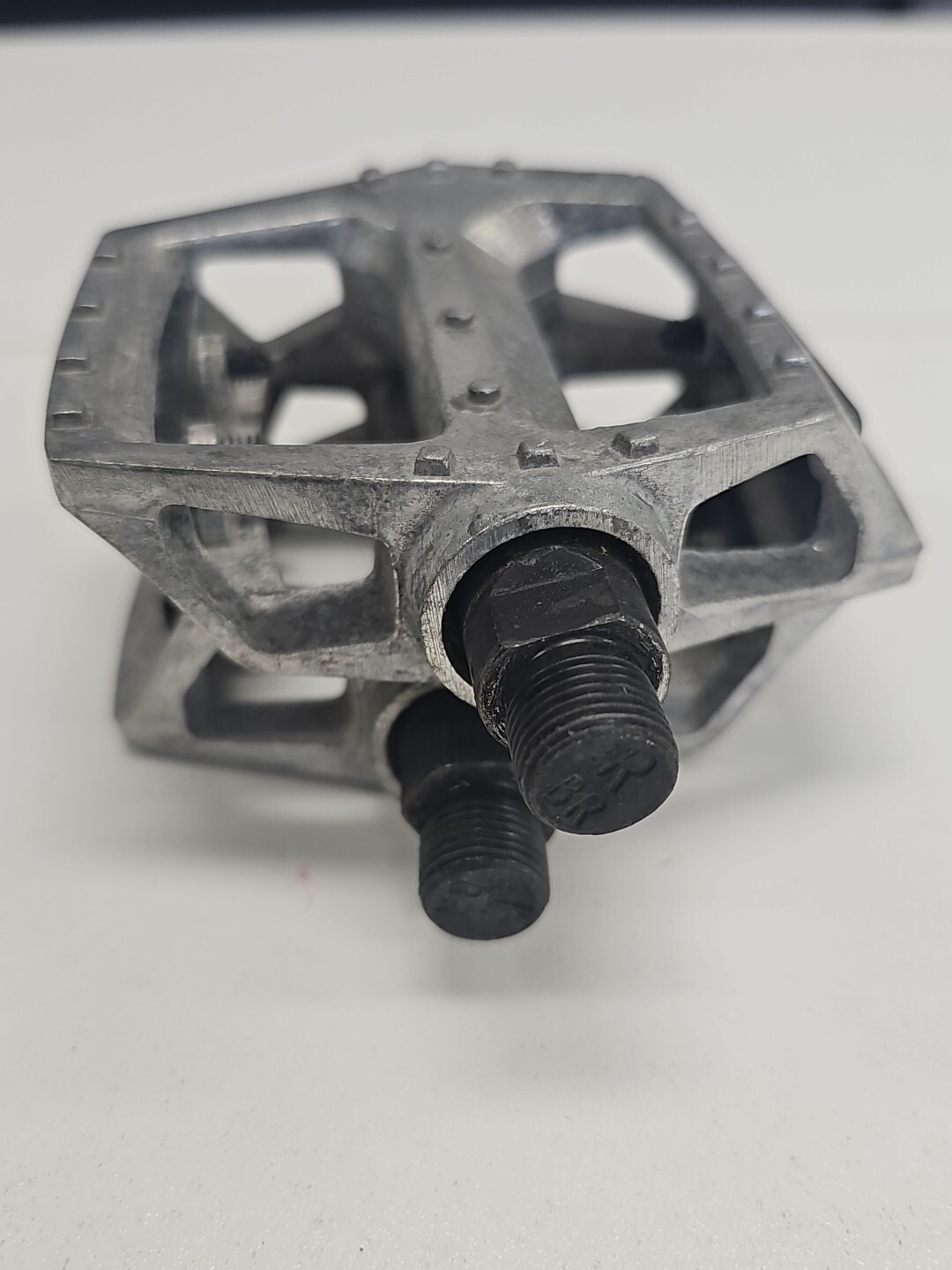 Alloy MTB Downhill Flat Pedals Cheap and Free Postage In Australia