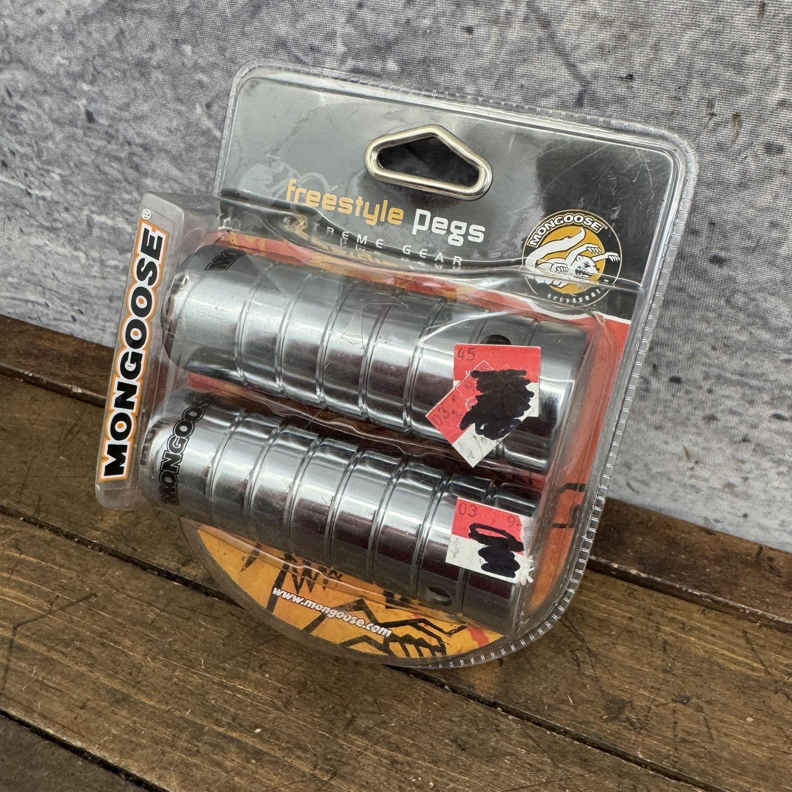 Vintage Mongoose BMX Freestyle Axle Pegs NOS Pair 3/8 26T 4.5×1.5 Steel New