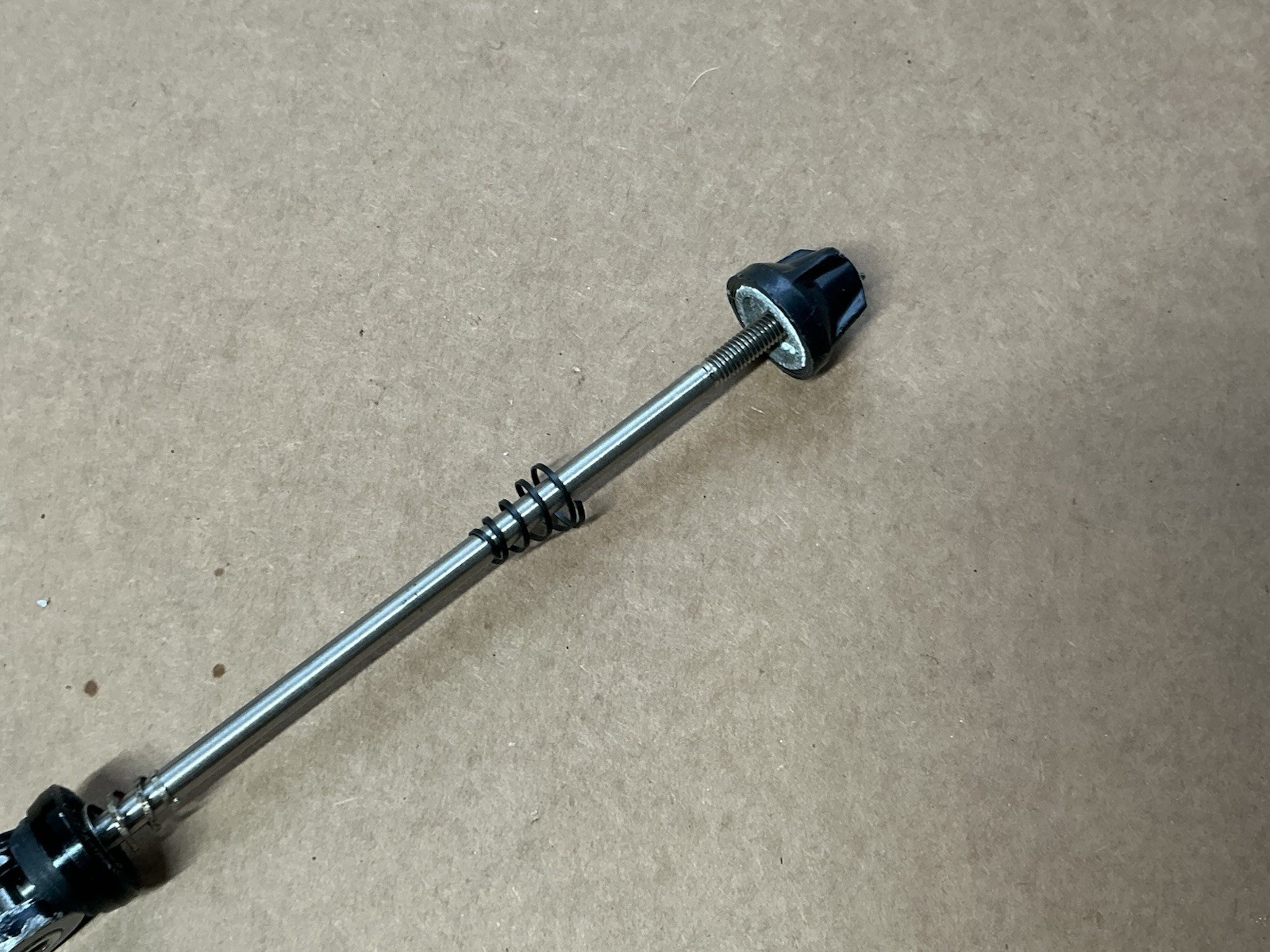 American Classic Titanium Front Quick-Release Skewer +Extra Road/MTB